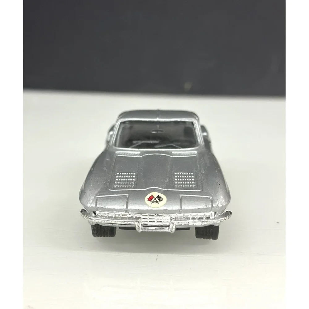 MC Toy Die Cast 1963 '63 Split Window SWC Corvette 1/38 Scale Pull Back Silver